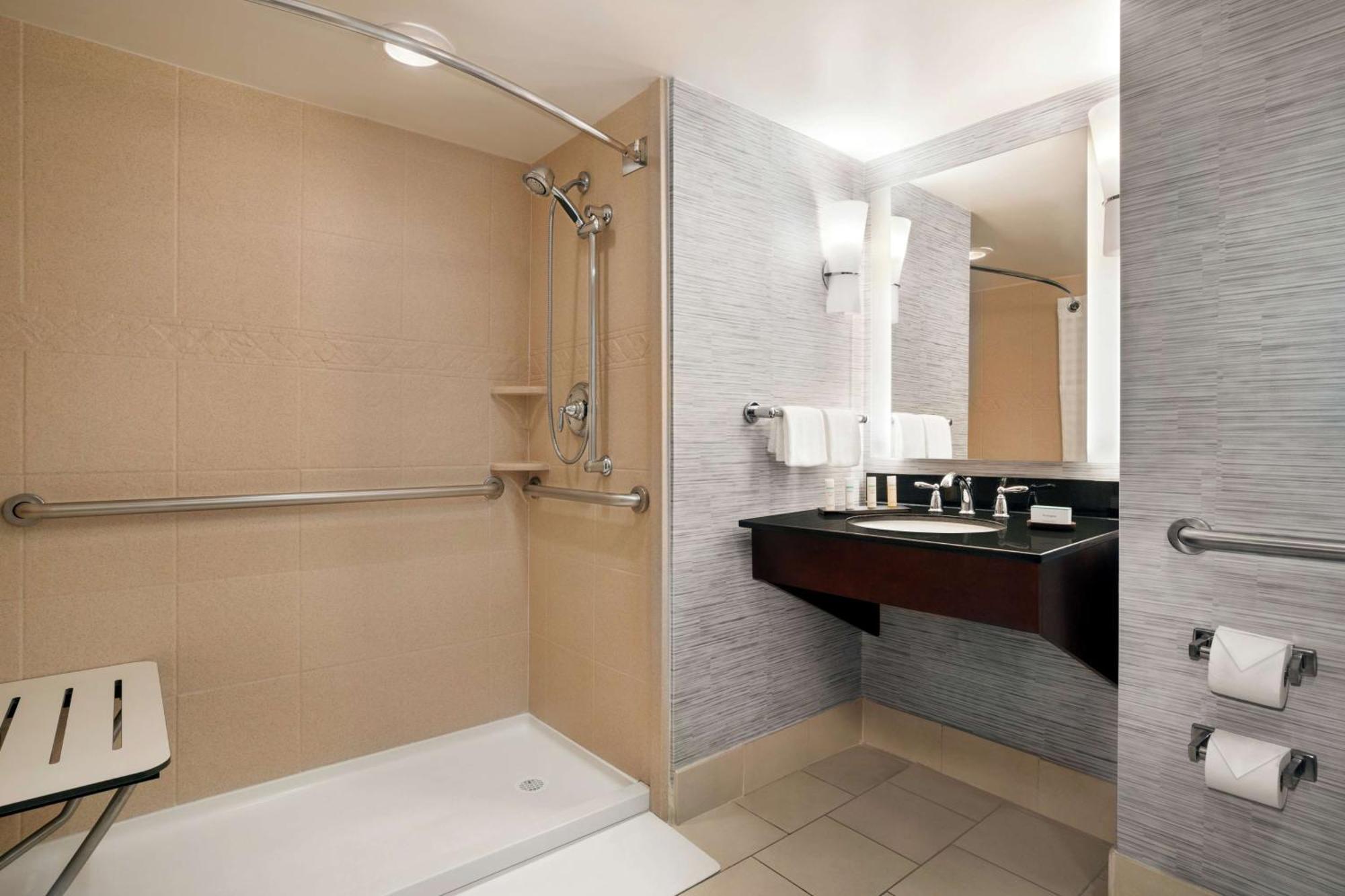 Embassy Suites Brunswick Luaran gambar