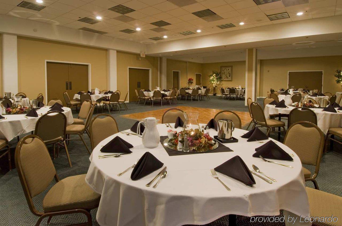 Embassy Suites Brunswick Restoran gambar